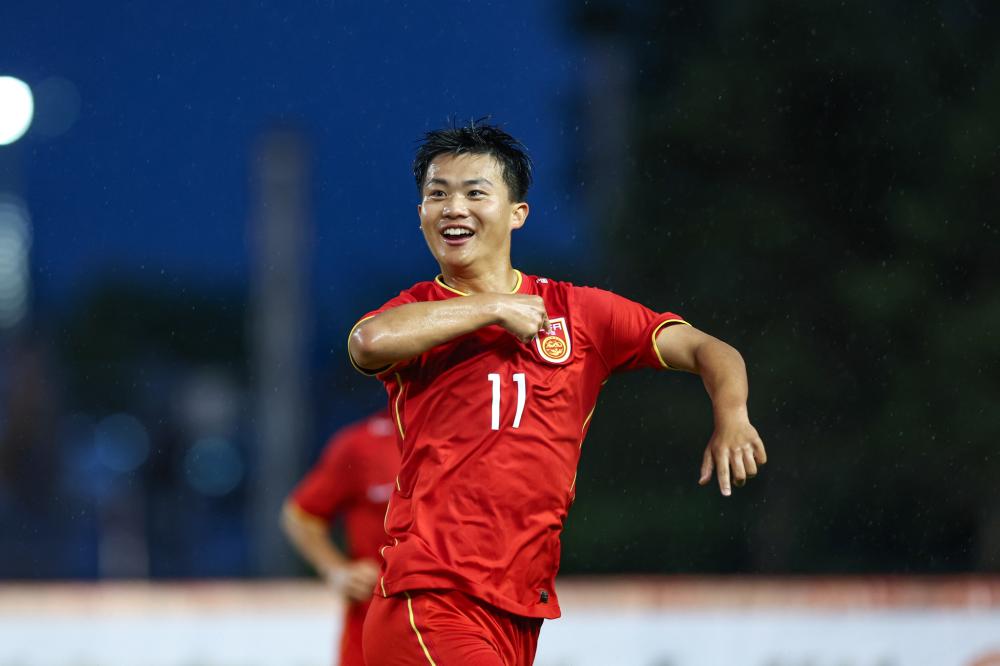 记者：本届世界杯将有半场球员和教练采访，赛前两天开发布会